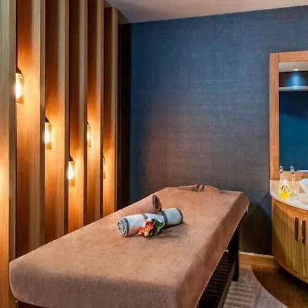 Hotel Blue Rainbow (adults Only) 2*